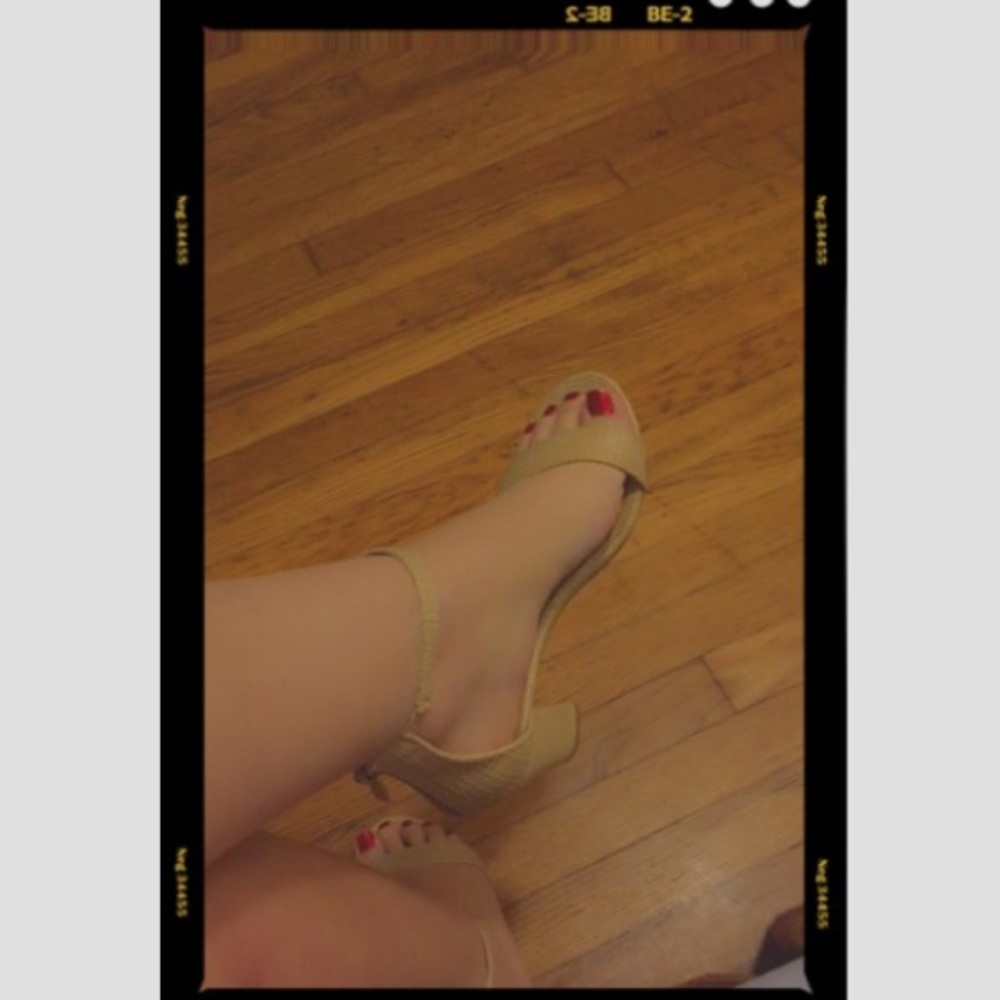 Top Moda tan bamboo heels
